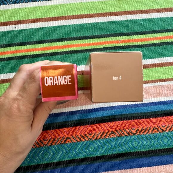 Stila Hide & Chic Foundation Tan 4 + Jefree Star Liquid Concealer Orange Bundle - Picture 3 of 9